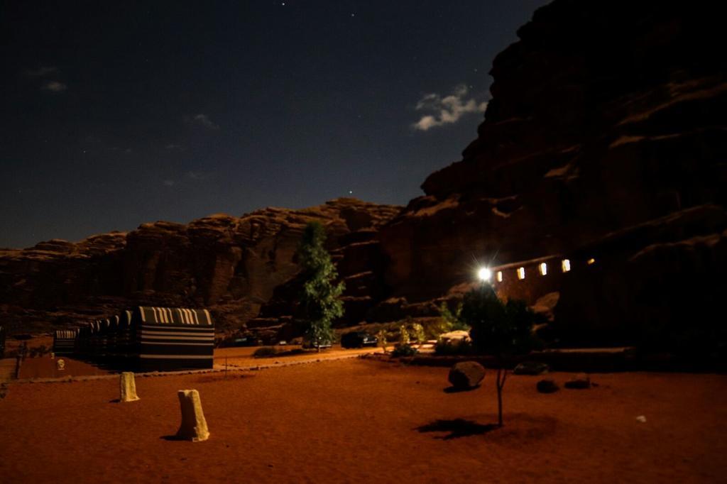 Wadi Rum Light Camp Eksteriør bilde
